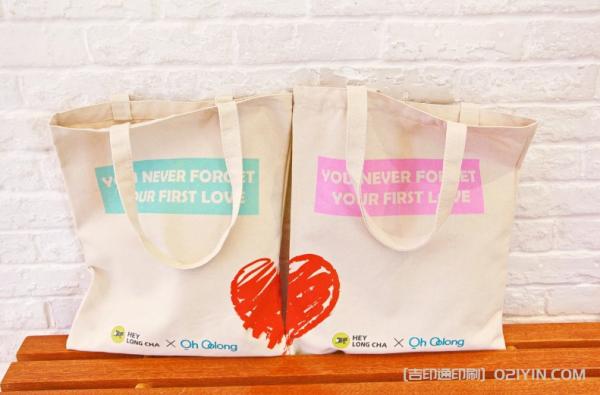 潮牌購(gòu)物手提袋加印定制